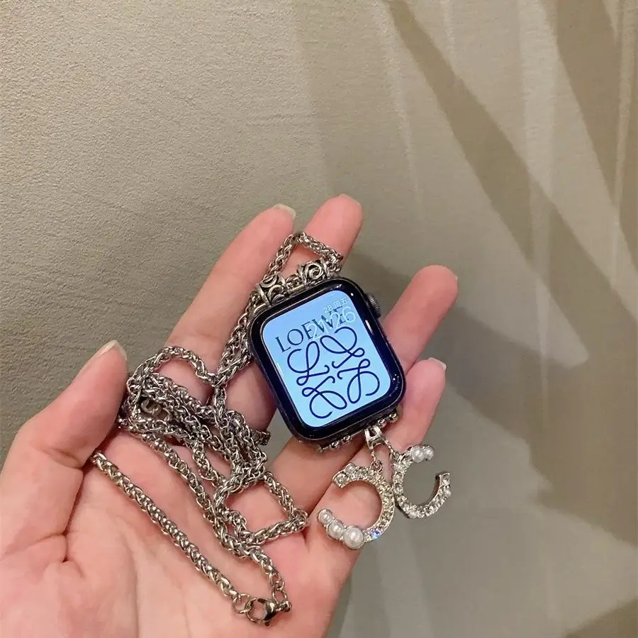 Necklace Pendant Holder for Apple Watch (10)